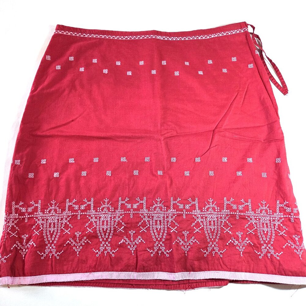 American Eagle Outfitters Red Embroidered Cotton Skirt Size 4